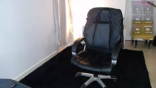 Crystal-dreamt live XXX chat