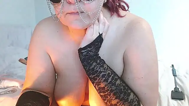 Chatroom XXX en direct de Betty2u