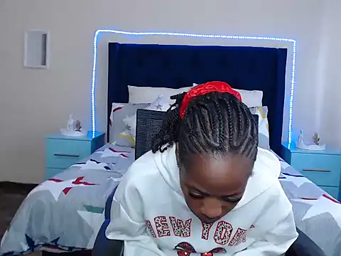 QUEENMANDYY: απευθείας συνομιλία ΧΧΧ