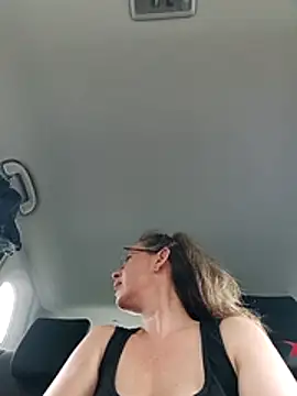 uber_babe's Live XXX Chat