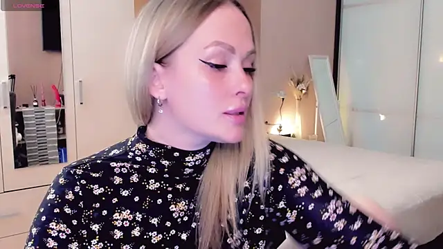 Czat XXX na żywo – Libby_Nora