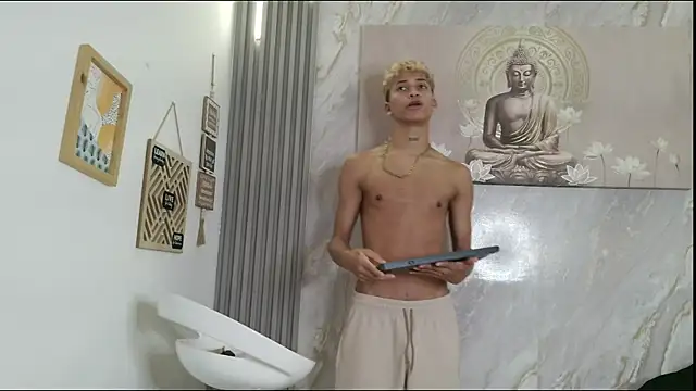 EMPIRE_BOYS1のライブXXXチャット