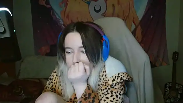 แชท XXX สดของ mirabite_