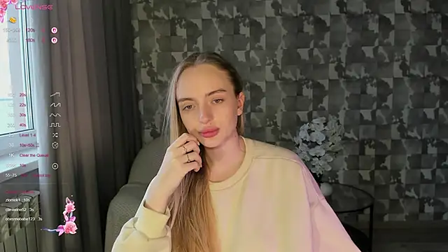 XXX chat uživo modela A_delina