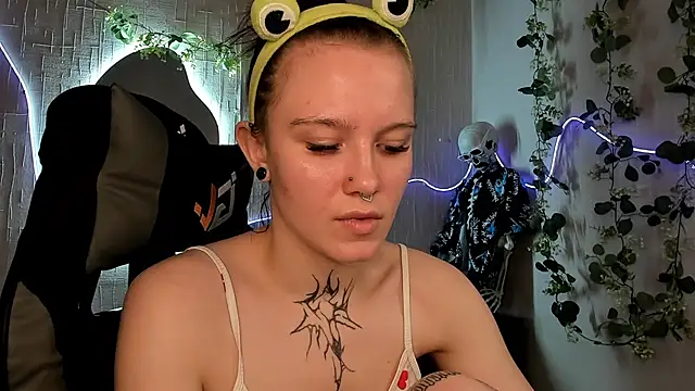 Elastikisss Live XXX Chat