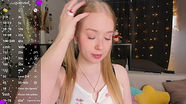 AmyLouWood Live XXX Chat