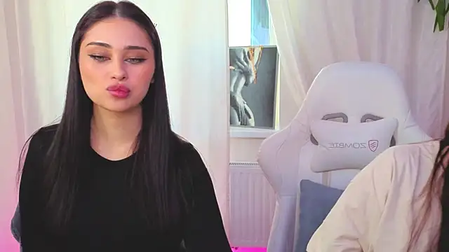 Czat XXX na żywo – Sofia_Plump