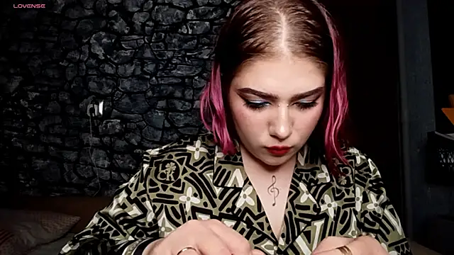 E_thie Live XXX Chat