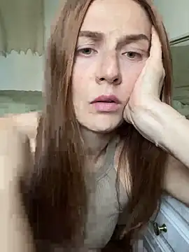 BritneyHall Adlı Modelin Canlı XXX Sohbeti