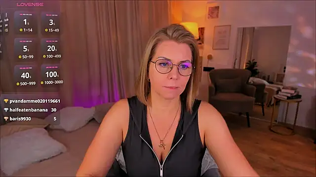 Živý XXX chat Annie_Light