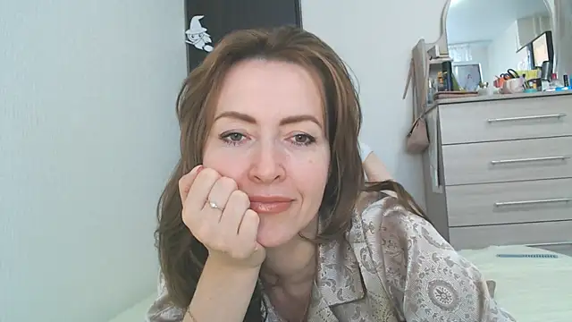 NicoleEunice87 即時 XXX 聊天