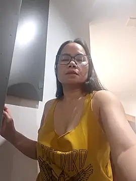 kittybabe69 即時 XXX 聊天