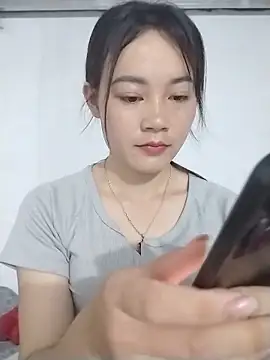 Czat XXX na żywo – little-green-sprout