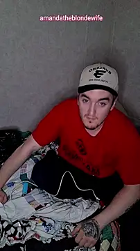 Pertunjukan Kamera Web amandatheblondewife