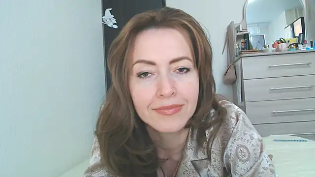 NicoleEunice87 Adlı Modelin Canlı XXX Sohbeti