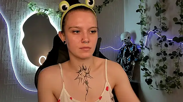 Elastikisss' Live XXX Chat