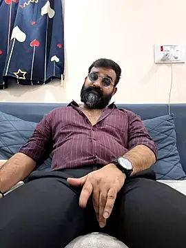 XXX chat uživo modela Fun_Guuy