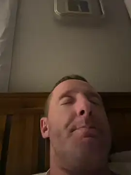 biggzee6 – Naživo XXX chat