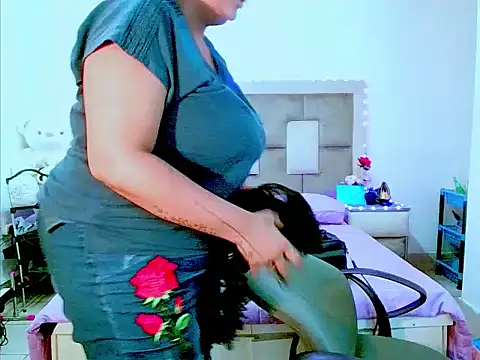 Czat XXX na żywo – indiantopaz694u