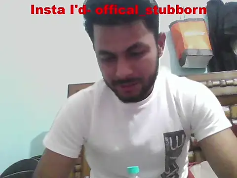 XXX chat uživo modela Stubborndesiboy