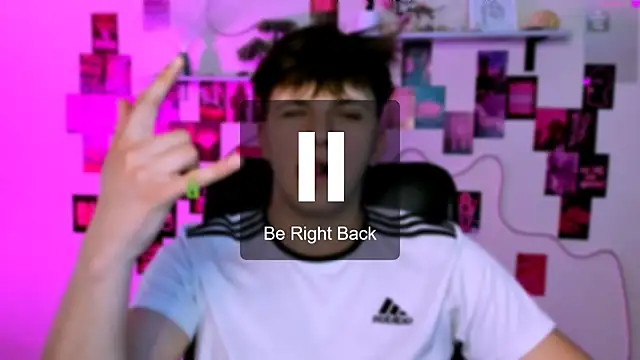 travis_wolf_n Live XXX chat