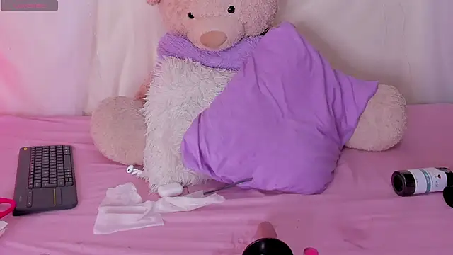 Czat XXX na żywo – Nyra_lux16