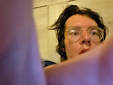 XXX chat uživo modela KinkyKittyBoy