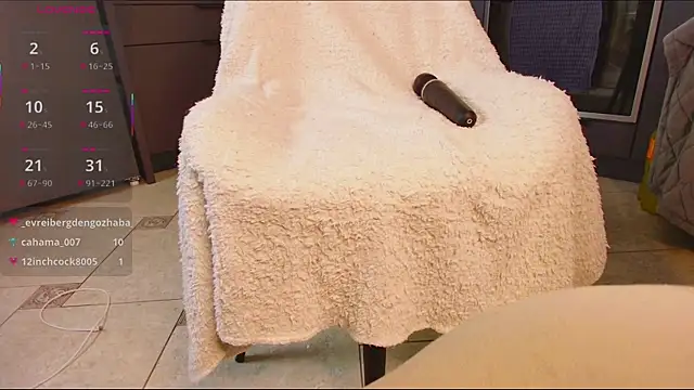 _whiteprincess Live XXX Chat