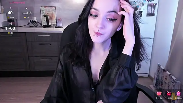 linaa__tyaan Chat XXX live