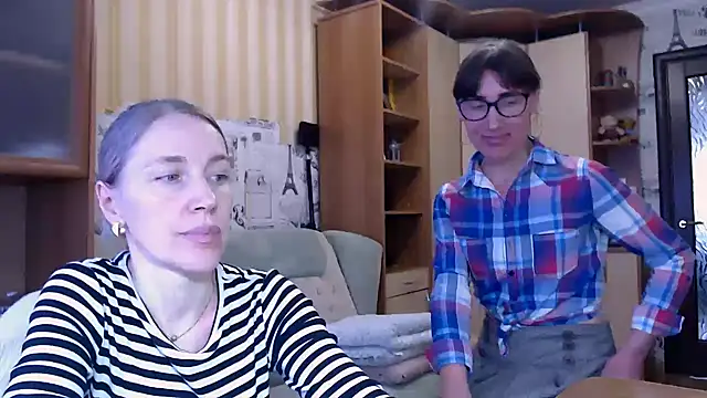 Javelinka Chat XXX live