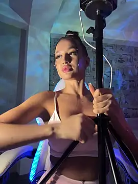 Karamelikaa's Live XXX Chat