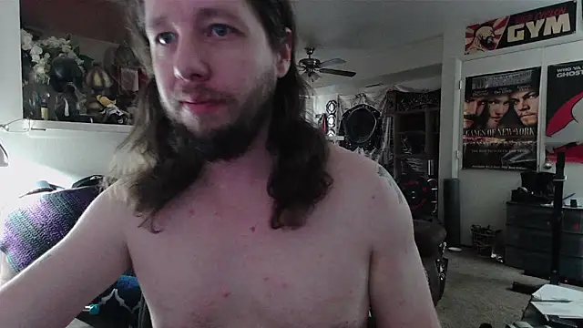 Chat XXX en directo de biggerisbetter12