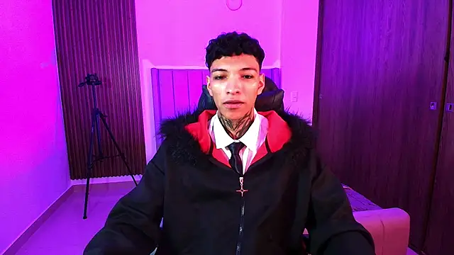 im_Usuga – Kamerová šou