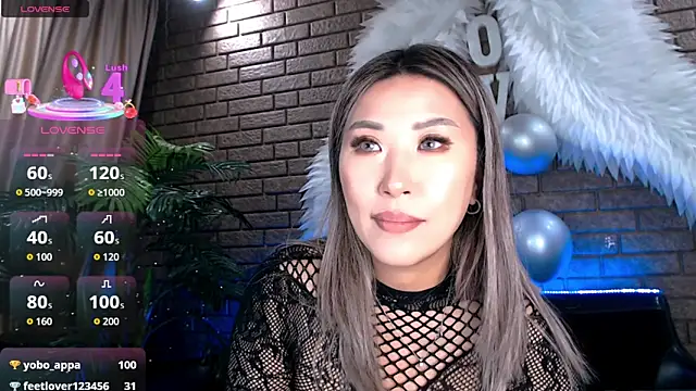 Chat XXX en directo de nicky_owl