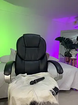 Онлайн чат XXX JANYLOVE__