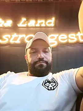 bardock_1 Chat XXX in diretta