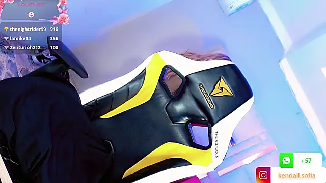 Živý XXX chat Sophiaa_doll_