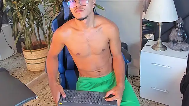 Онлайн чат XXX kai_storn