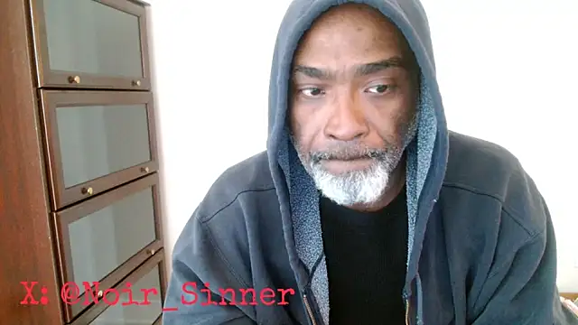 sinnernoir Adlı Modelin Canlı XXX Sohbeti