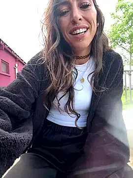 Živý XXX chat Lalla_Amani