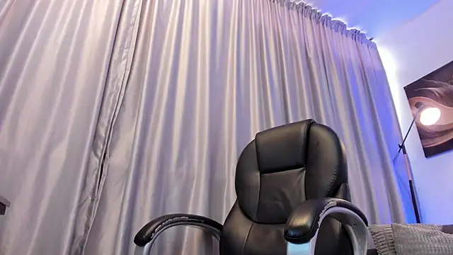 Tommas_Jhonsonn Live XXX chat