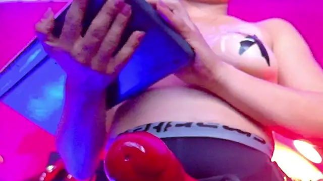 MistressSlut1: онлайн-секс-чат