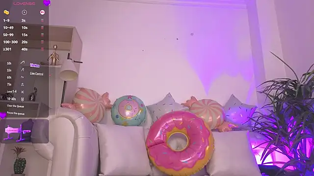 Aleejaa__'s Live XXX Chat