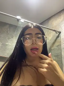 Mia_222 Obrolan Langsung XXX