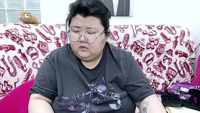 Nadine_asian's Live XXX Chat