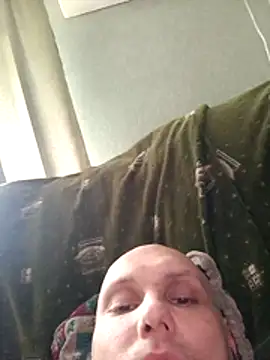 Pineapple04's Live XXX Chat