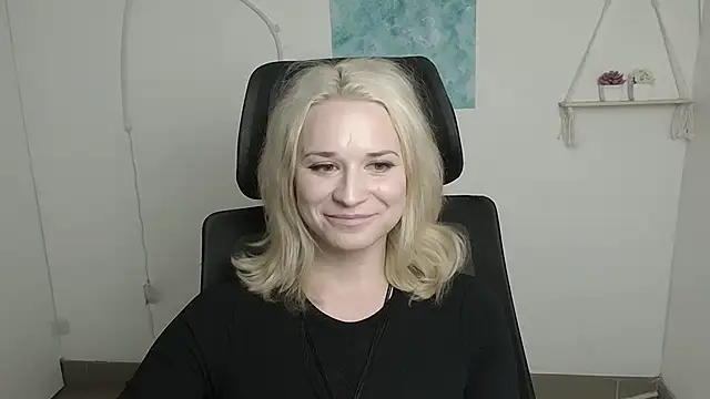 دردشة Melodie_Aster الجنسية المباشرة