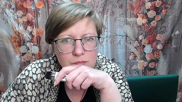 دردشة RadaChudna الجنسية المباشرة