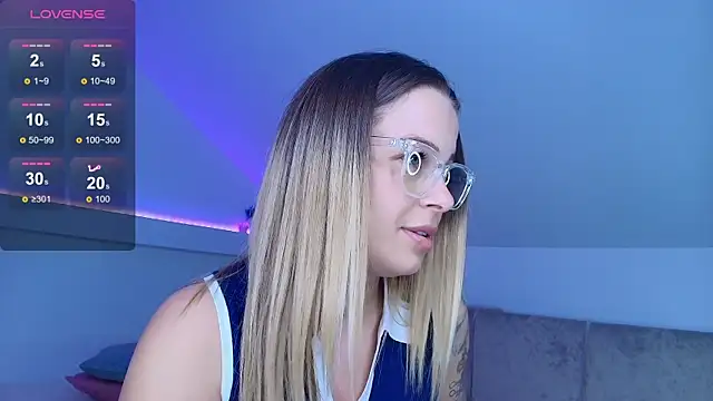 BluEyesKate Live XXX-chat