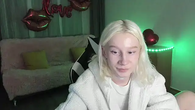 EnigmaSee: απευθείας συνομιλία ΧΧΧ